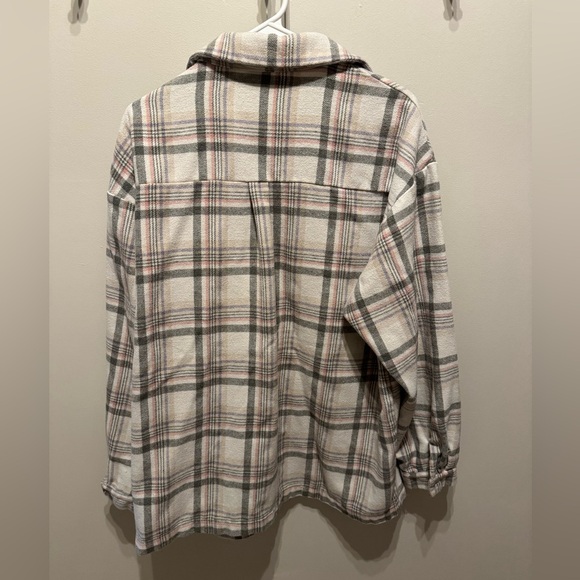 Princess Polly Leylan Oversized Plaid Shacket Cream Pink Gray Size 12 Large - Picture 4 of 5